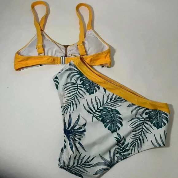 Palm Print Bikini - Picture 3 of 3